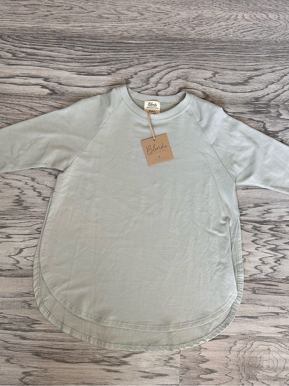 Blondie Sage Curved-Hem Pullover Sweatshirt